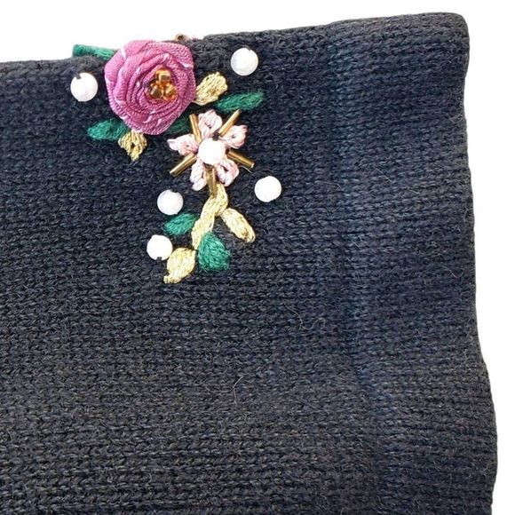 vintage Christmas Sweater 90s Beaded Xmas Stockings Black Cotton Ramie 10 12 - Picture 9 of 13